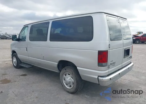 2010 Ford E-350 Super Duty Xl/Xlt z USA, uszkodzony, nr VIN 1FBNE3BL5ADA88624